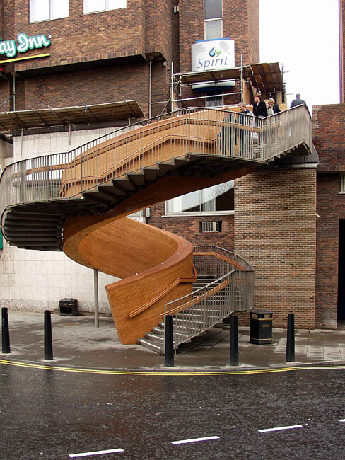 Bluc_Spiral_From_Road