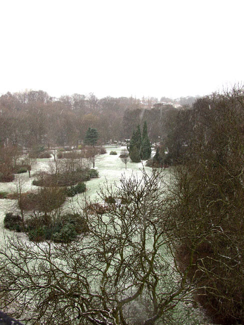 Jden_Armst_Gardens