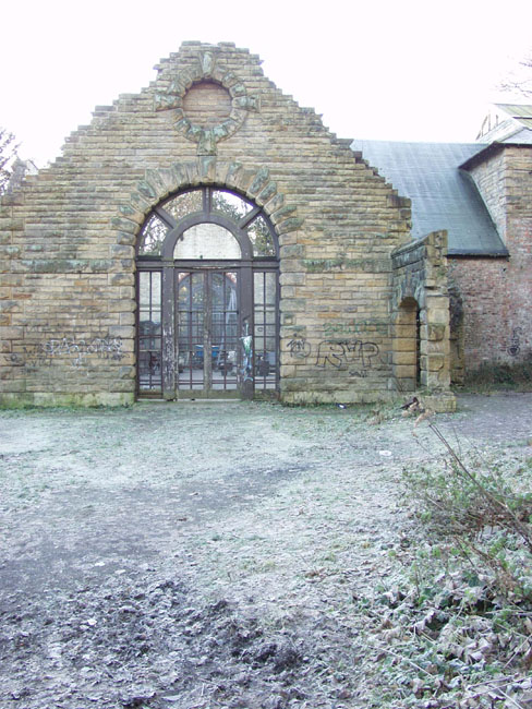 Jden_Banquet_Gable