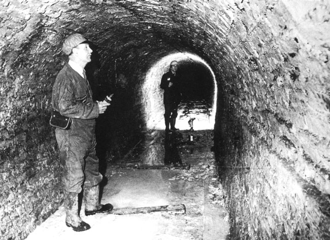 Spit_Victoria_Tunnel_1976